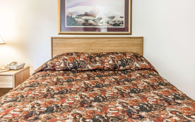 Rodeway Inn Rifle