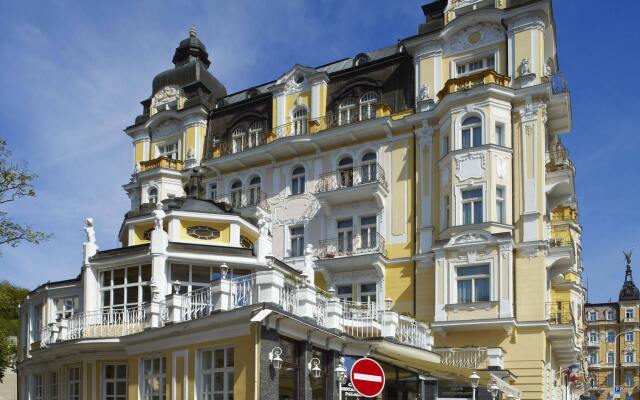 Отель Orea Palace Zvon Марианске-Лазне вид на фасад