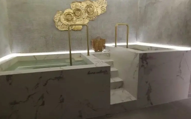 Grand Luxe Junior Suite Studio