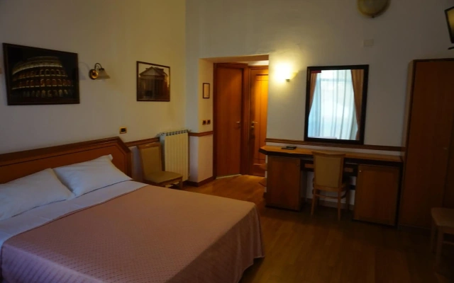 Green Hotel