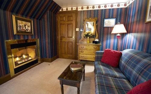 Cranberry Cove Inn