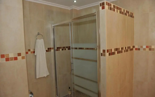 yovalu,yovalu1,solo yovalutres con piscina