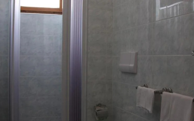 Hotel 2 Mari