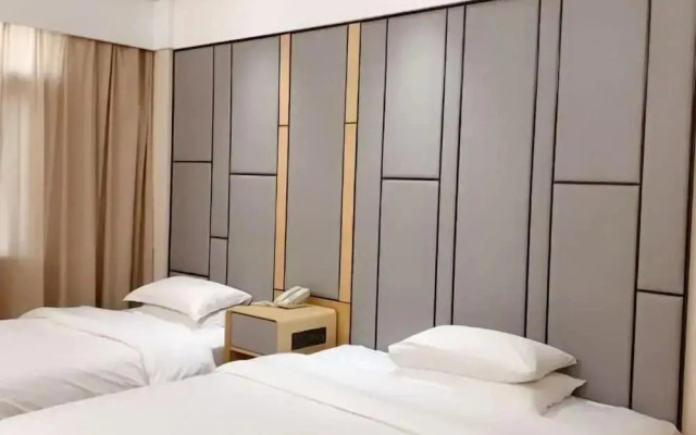 Jinyi Hotel