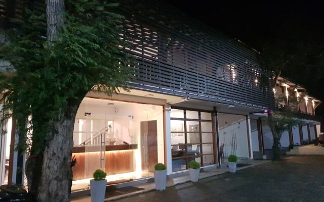 Отель Livinya Holiday Resort вид на фасад