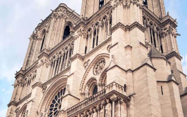 Отель Mercure Paris Notre Dame Saint Germain Des Pres Франция, Париж - 2 отзыва об отеле, цены и фото номеров - забронировать отель Mercure Paris Notre Dame Saint Germain Des Pres онлайн вид на фасад