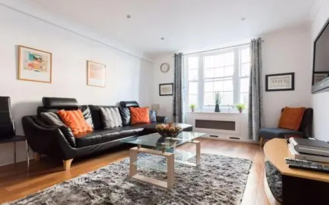 Paddington Apartment