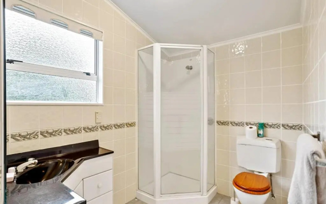 Charming 3 Bedroom Home In Tranquil Rural Karaka