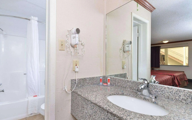 Econo Lodge Killeen near Fort Hood