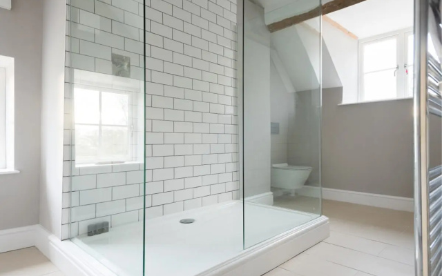 The Modern Duke’s Retreat - Stunning 6BDR Manor House