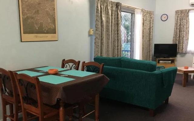 Lisianna Apartments