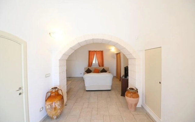 Holiday home with pool in Cisternino