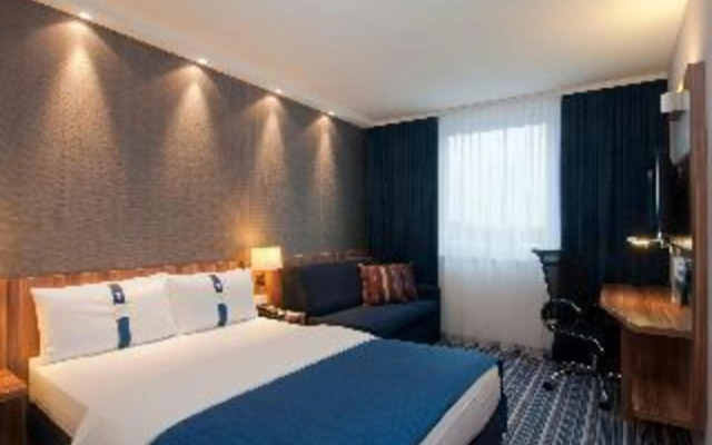 Отель Premier Inn Duesseldorf City Centre
