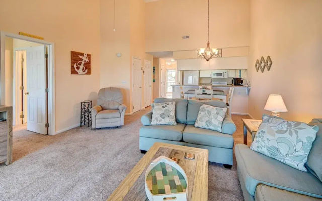 Myrtle Beach Beach Golf Villa w/ Community Pool!