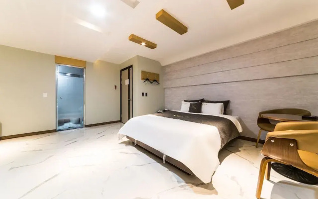 Goyang (Jugyo) Luxe
