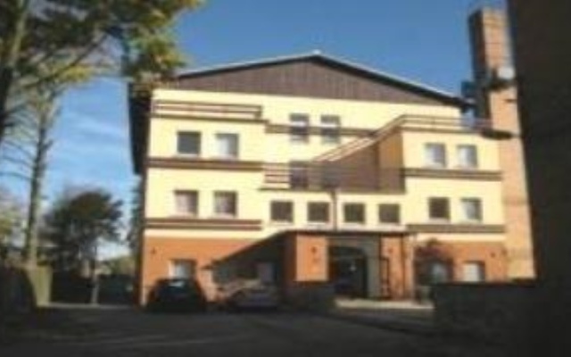 Отель Touristenhaus Grunau Германия, Берлин - 1 отзыв об отеле, цены и фото номеров - забронировать отель Touristenhaus Grunau онлайн вид на фасад