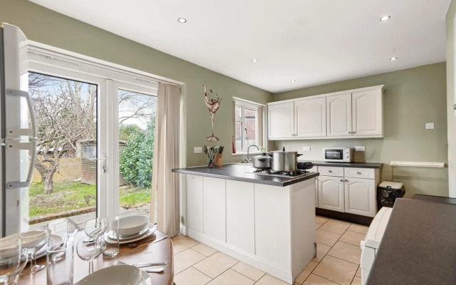 Luxury Homes 6 beds in Maidstone