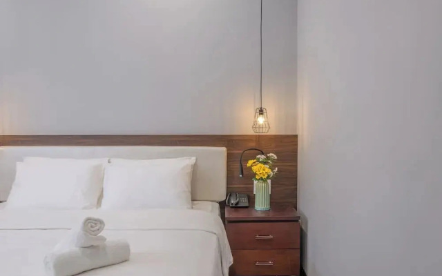 River Light Condotel