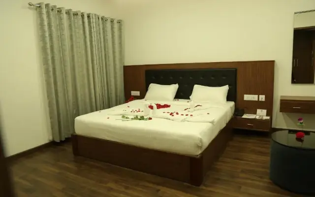 Four N Square Residency