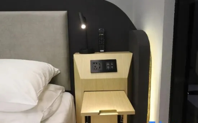 Jinwu Zhixuan Business Hotel (Jinhua Shimao City Plaza Wuzhou Ancient City Scenic Area Branch)