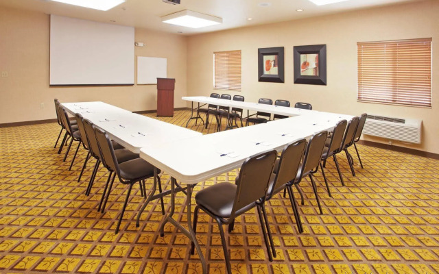 Candlewood Suites Springfield-Medical District