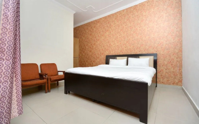 SPOT ON 36686 Hotel Om Shanti Palace