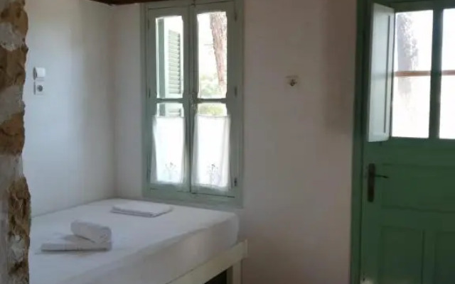Petrino 2 - Traditional Lerian House