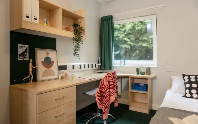 Bonington Student Village