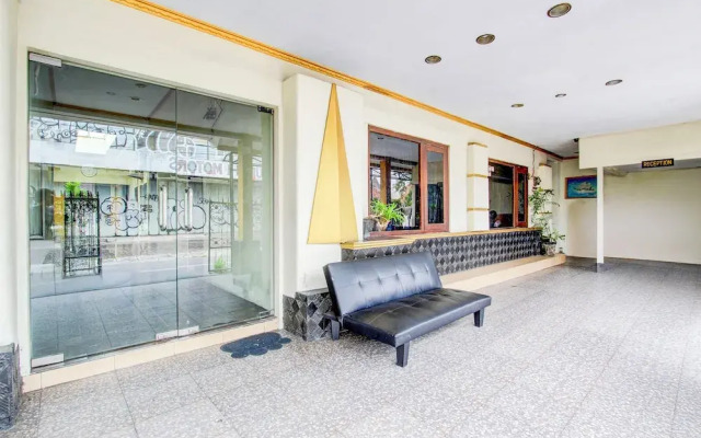 Hotel O Jalan Malioboro Near Stasiun Tugu Yogyakarta Formerly Hotel Baru