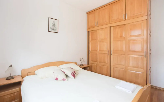Galileo Apartment