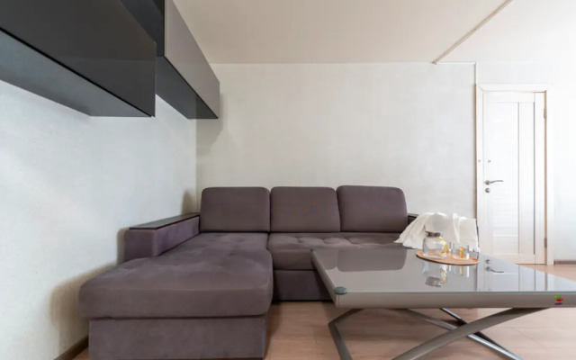 Moment House (Момент Хаус) на улице Ельнинская 22к2