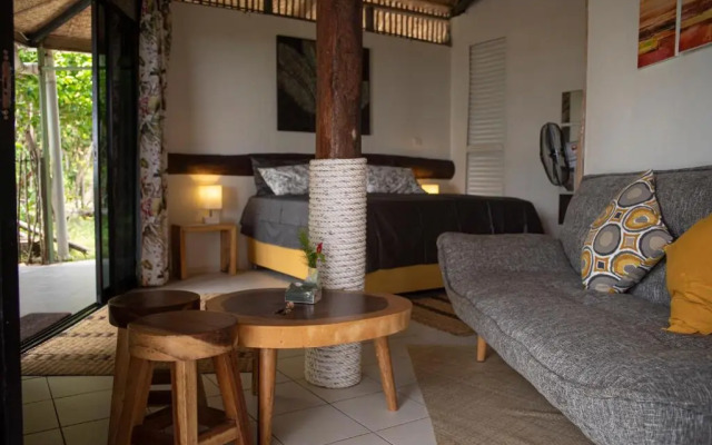 GreenHouse EcoLodge