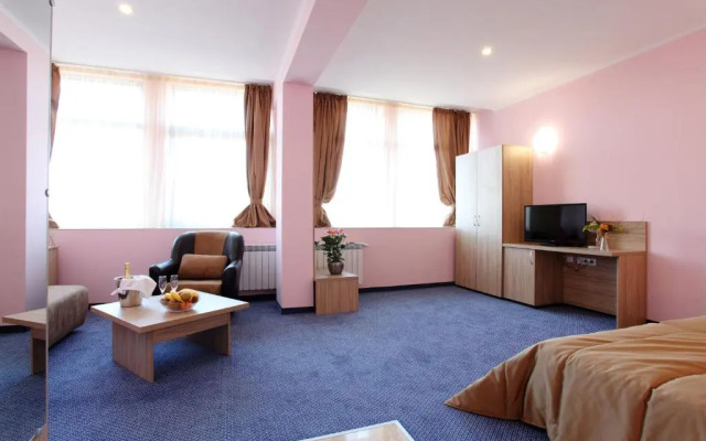 Teodora Palace Hotel