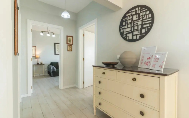 Bays Secrets Apartment by Atlantic Holiday