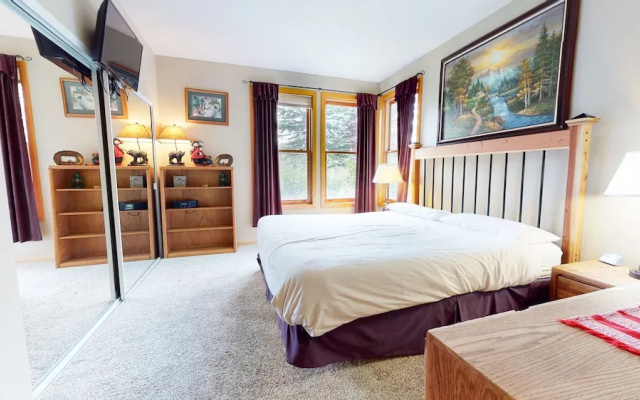 Snowcreek #859 2 Bedroom Condo