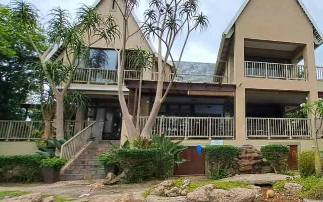 29 on St James Colonial Guest Lodge