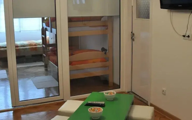 Hostel and Apartment Dali