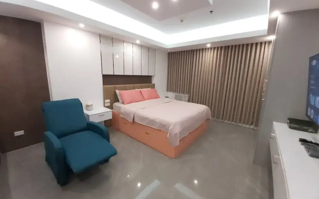 Azure Urban Resort Staycation
