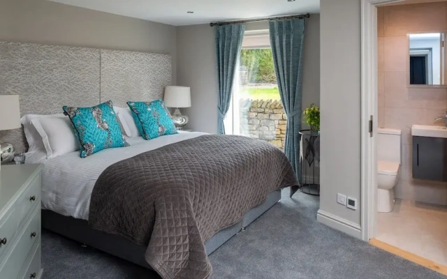 Oakdene Country House