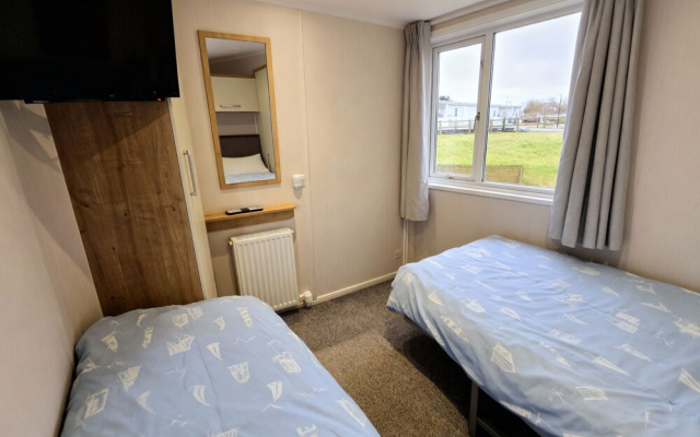 Thornwick Bay Holiday Village - 20633