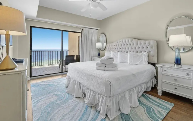 The Palms West 813