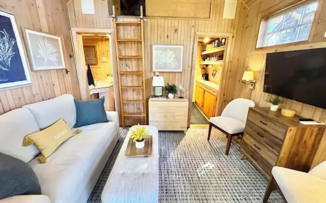 Henlopen Avenue 158 #6