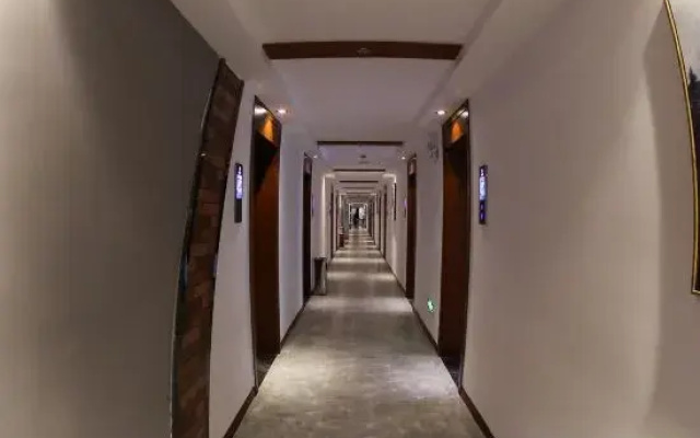 Dongjiangyuan Hotel (Zixing Dongjiang Lake)