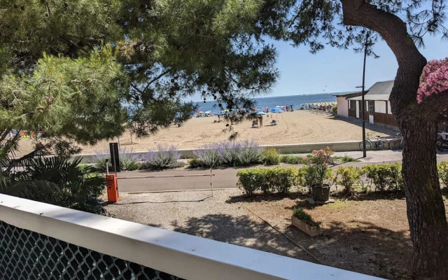 Grado Pineta Lovable Seaview Apartment