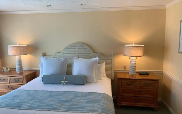 Anchor In Distinctive Waterfront Lodging