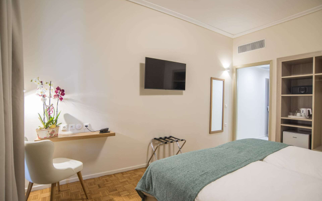 V Hotel Delphi