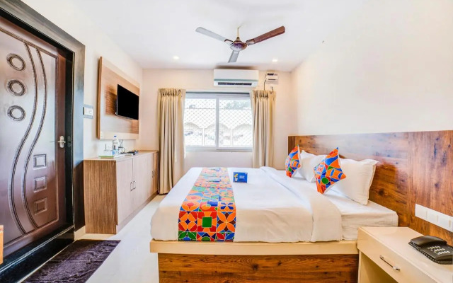 FabHotel Spark Inn