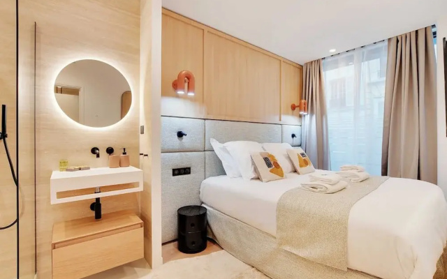 Authentic Apartment - 3br/6p - Moulin Rouge