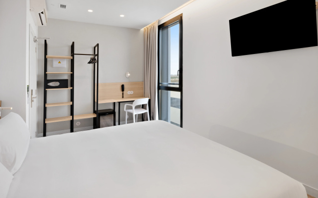 B&B HOTEL Alicante Aeropuerto