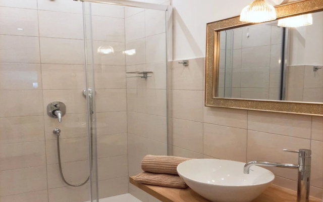 La Piccola Perla Rooms
